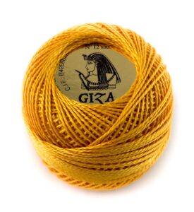 Ovillo de algodón Giza Nº12 color 1068, ideal para bordados y crochet.